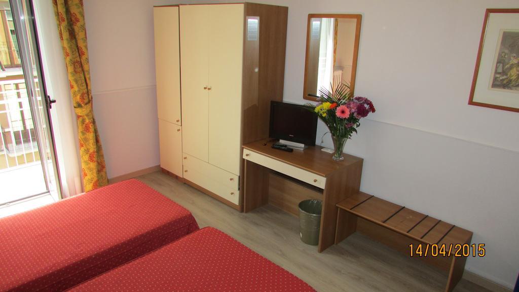 Hotel Johnny Milan Luaran gambar