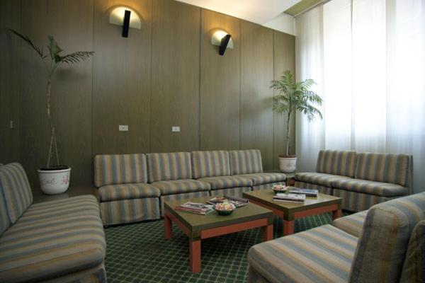 Hotel Johnny Milan Luaran gambar